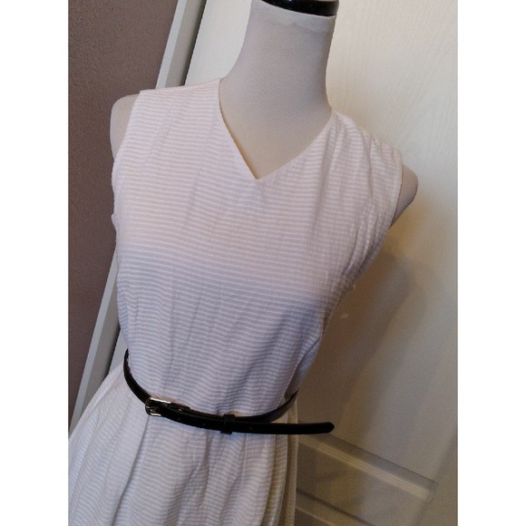 GAP WHITE COTTON DRESS LINED BELTED SLEEVELESS SIZE 2 WOMENS - Picture 3 of 9